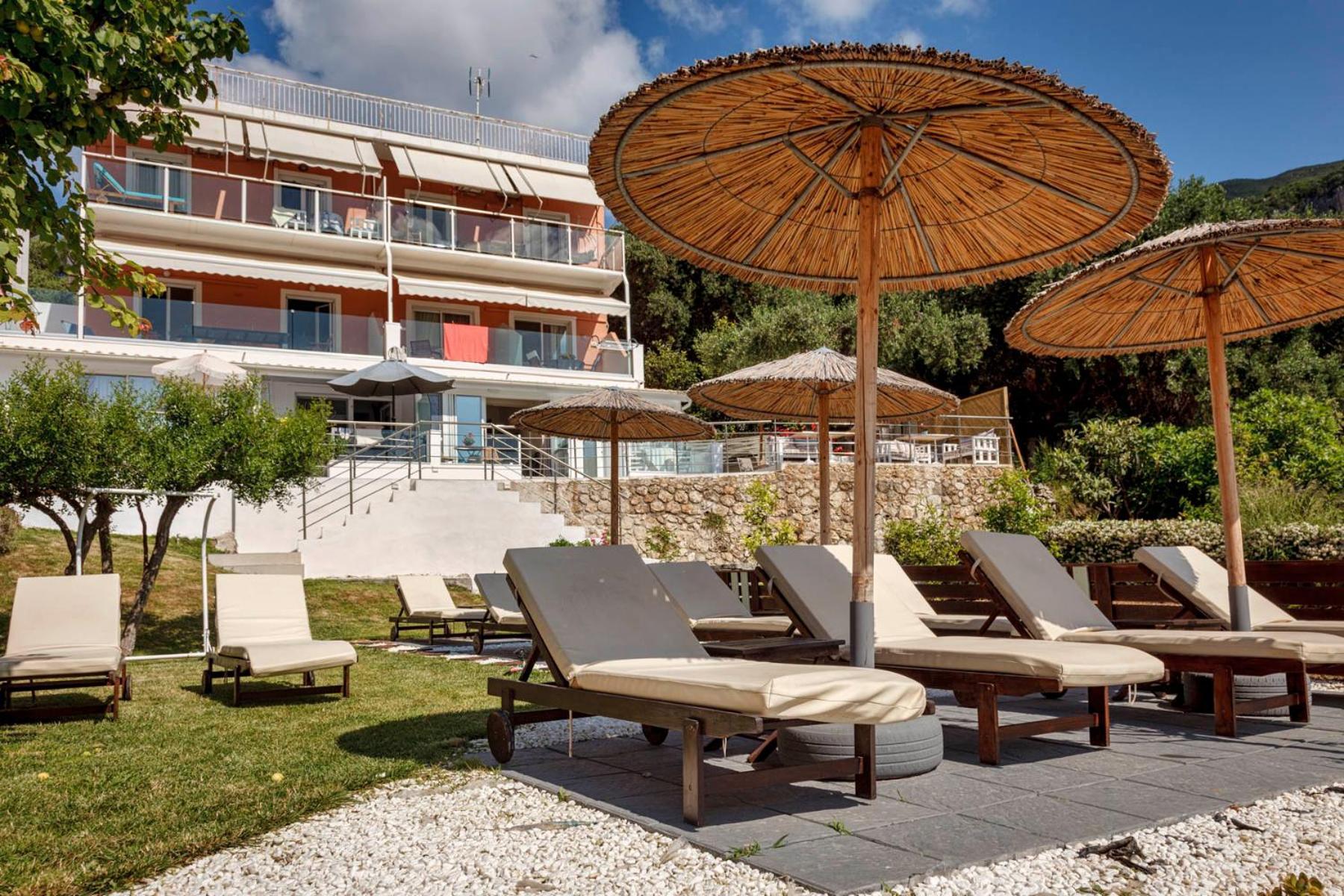 Napoleon On The Beach Paleokastritsa Exterior foto